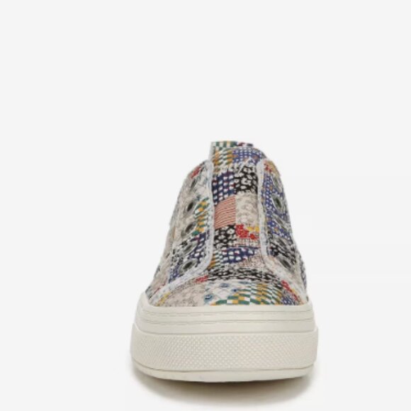 Blowfish Malibu Womens Size 7 Slip on Sneaker Patchwork Countryside Shoe Vegan - Picture 3 of 8